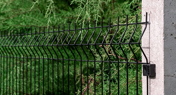 Imagem mostrando a aplicação das telas para horta e jardim em uma fazenda