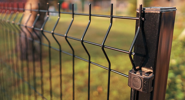 Imagem mostrando a aplicação das telas Gradil Pintado