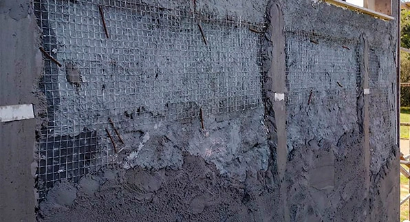 Imagem mostrando a aplicação das telas para horta e jardim em uma fazenda