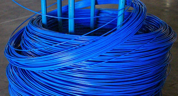 Imagem mostrando a aplicação das telas para horta e jardim em uma fazenda