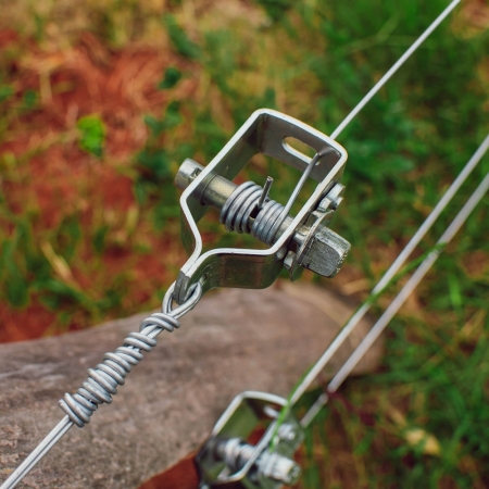 Catraca para arame liso Ovalado galvanizada - T7 Reforçada Cerca de arame com uso de catraca