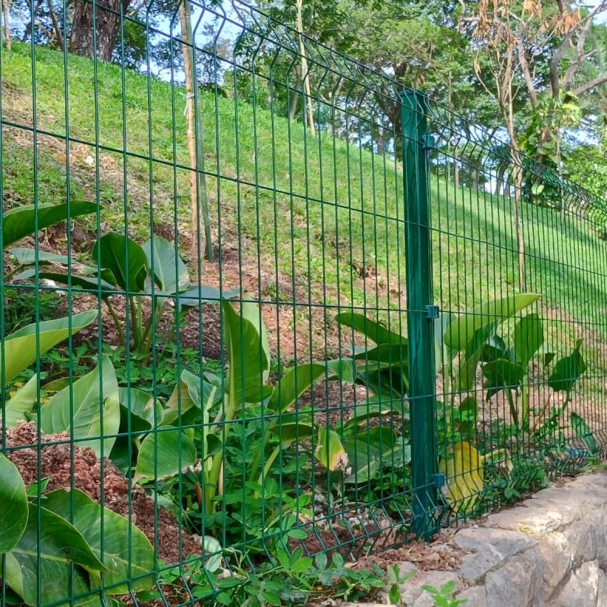 Gradil Insul G4 Pintado 4,00mm - Malha 5x20cm Produto Gradil Insul G4 Pintado 4,00mm - Malha 5x20cm
