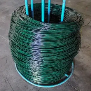 Produto Produto Arame BWG 16 com revestimento em PVC Verde- Rolos de até 50kg - 48 metros por kg 